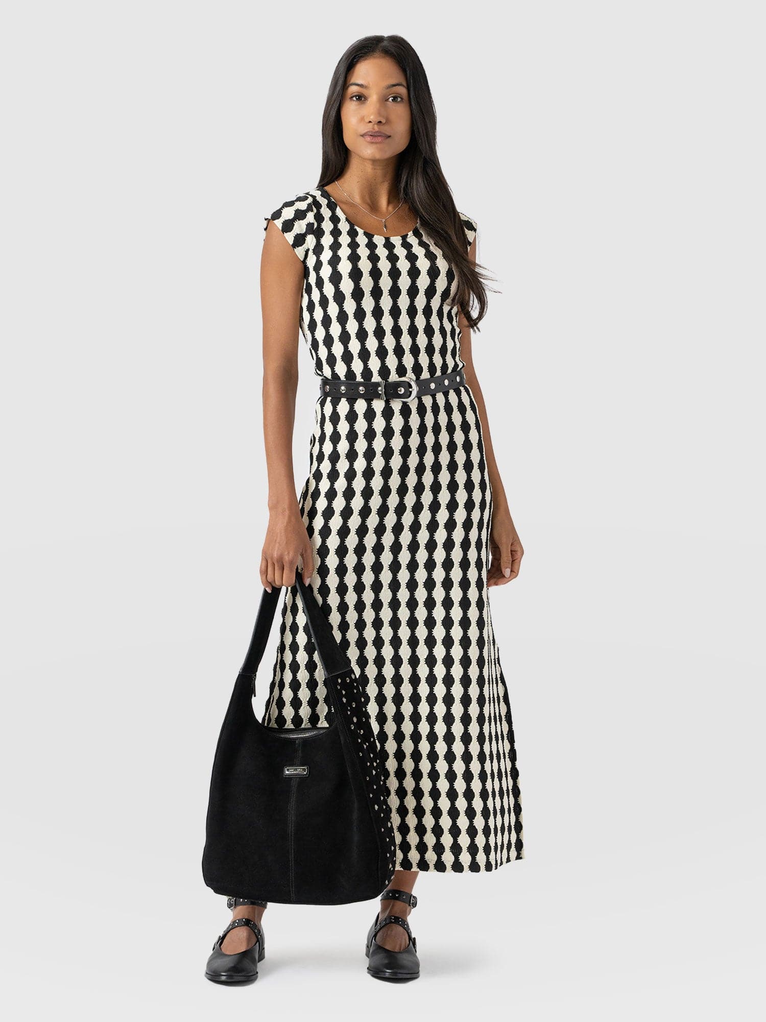 Edna Scoop Neck Midaxi Dress - Black/Cream - Women's Dresss | Saint + Sofia® EU